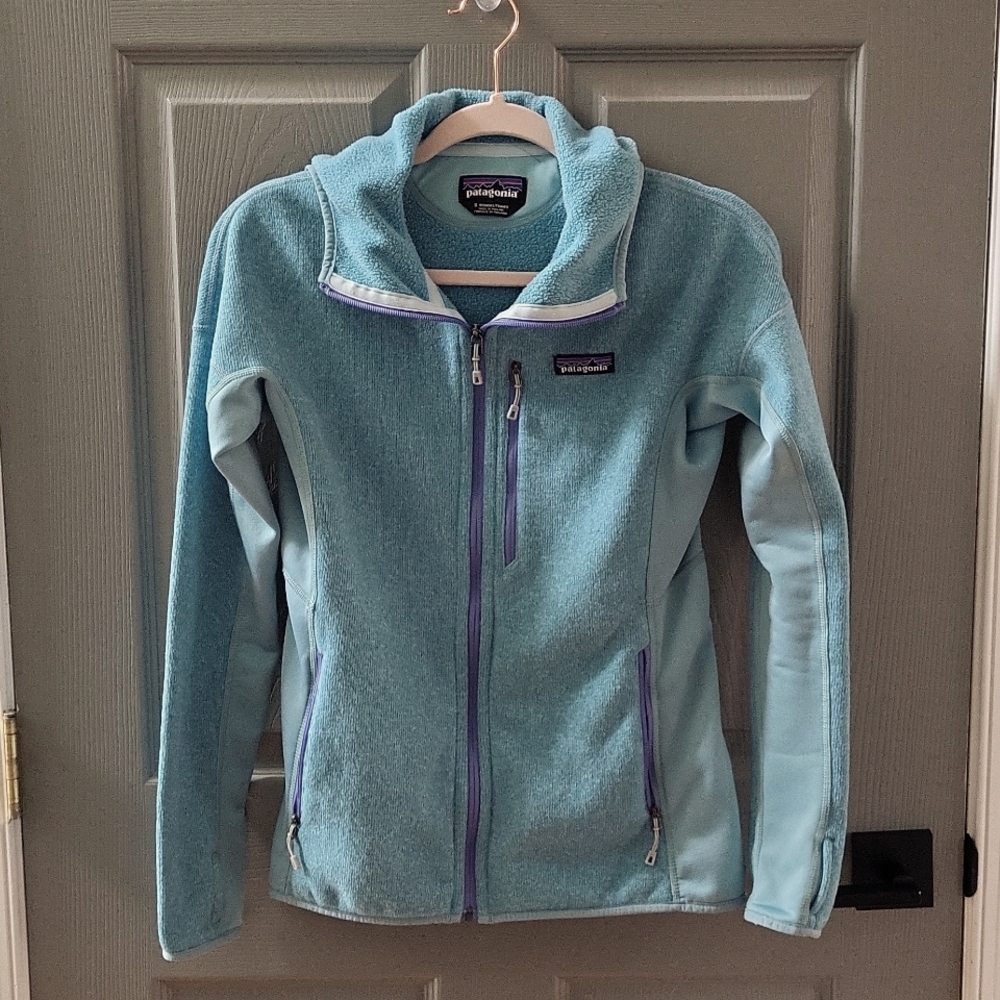 Zip-up hoodie